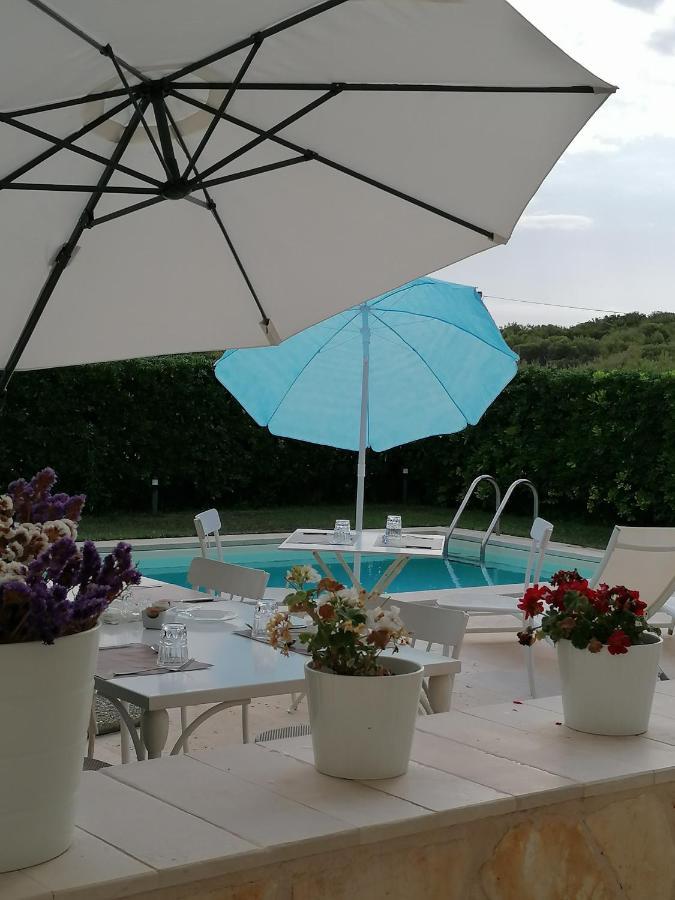 B&B Villa Cinzia トッレ・サンタ・サビーナ エクステリア 写真