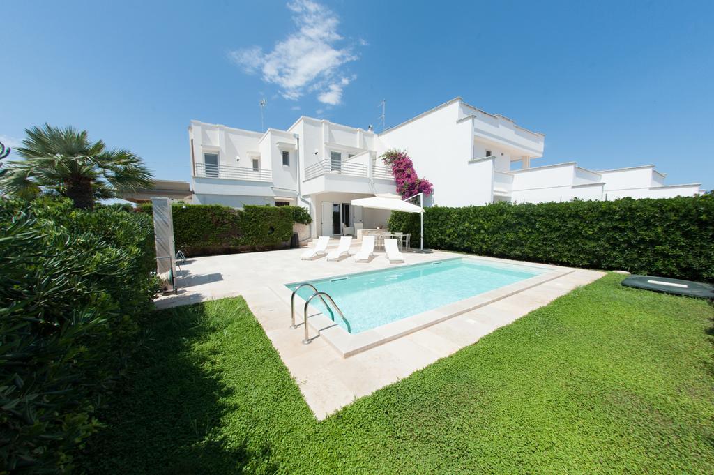 B&B Villa Cinzia トッレ・サンタ・サビーナ エクステリア 写真